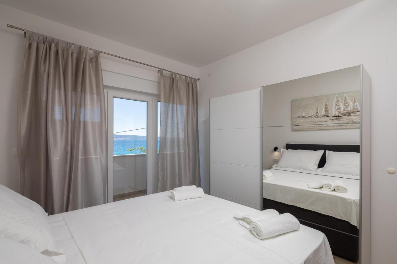 Apartments 20 Meters From The Beach Jesenice  Cameră foto